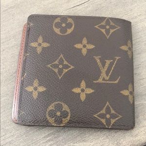Authentic LOUIS Vuitton wallet!